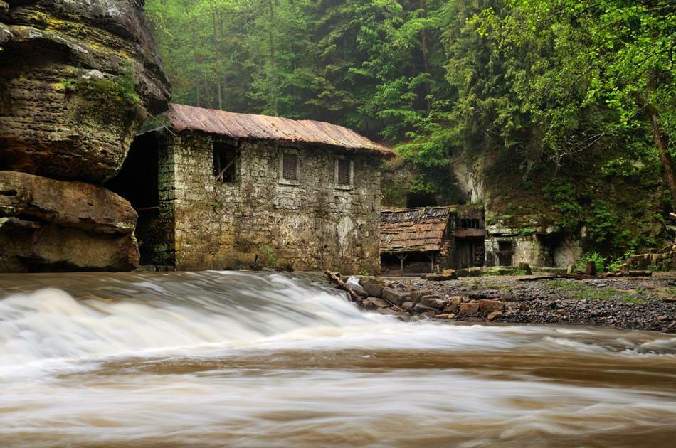 Apartmán U Mluvících Kamenů Stare Krecany Exterior foto