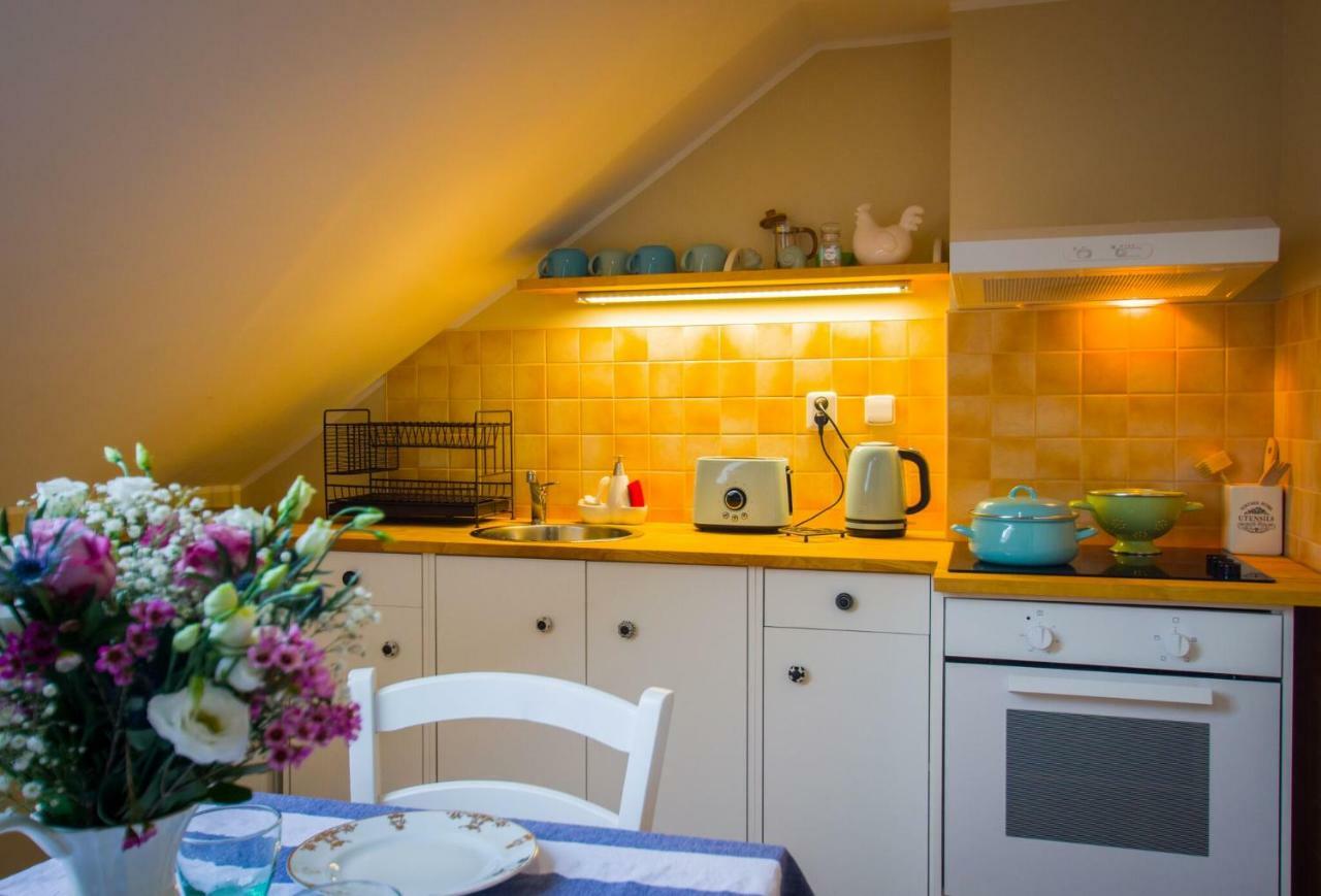 Apartmán U Mluvících Kamenů Stare Krecany Exterior foto