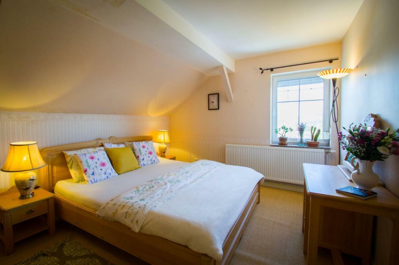 Apartmán U Mluvících Kamenů Stare Krecany Exterior foto